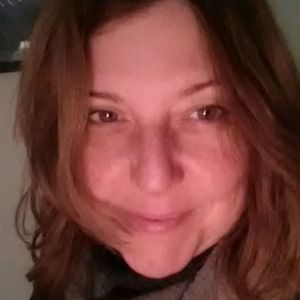 Meet your Posher, Suzanne